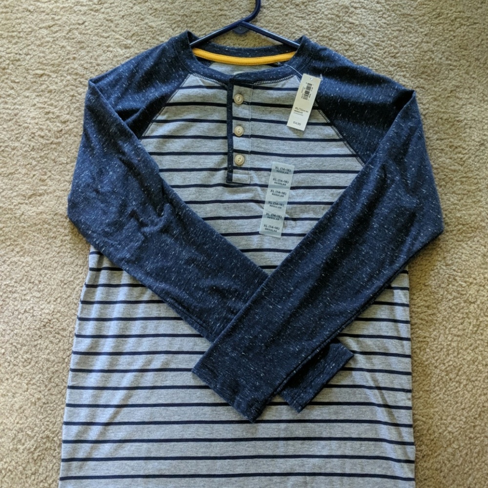 Old boy's Navy XL polo shirt